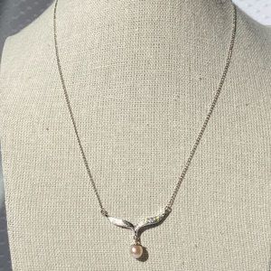 Vintage Sterling Silver 925 V-Shaped Pearl Drop Necklace 16.5"